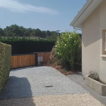 Lesoyats33 - Maisonnette Avec Acces Piscine